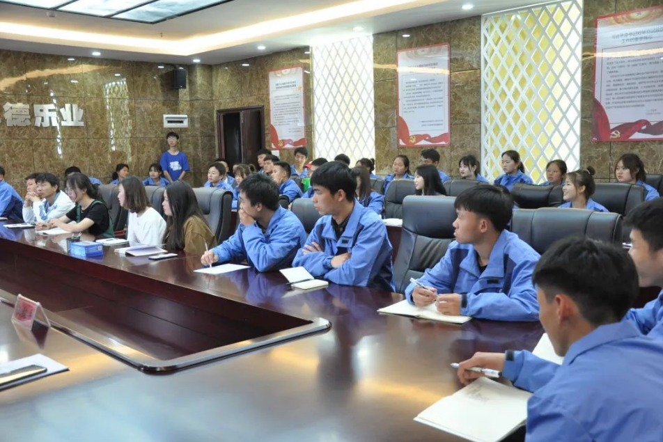 感謝你們為學院發展獻良策！