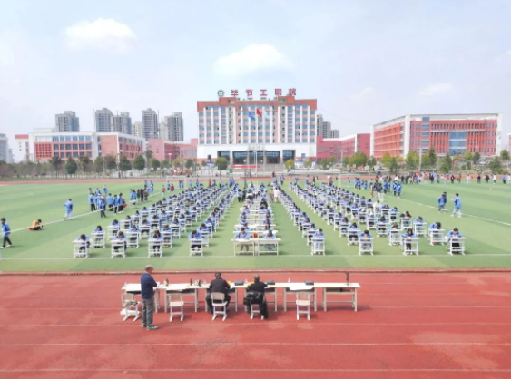 翰墨歌盛世 青春頌黨恩——學(xué)院第一屆書(shū)法大賽圓滿落幕