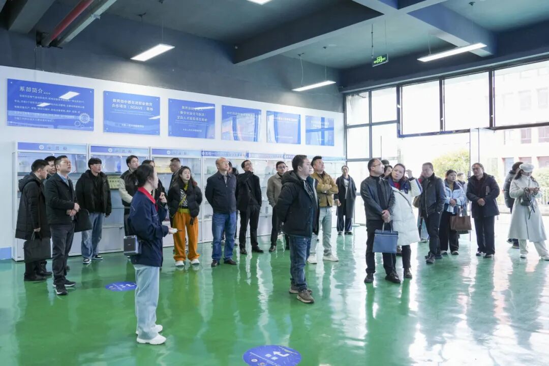 畢節市教育局率市內中高職院校到我院調研